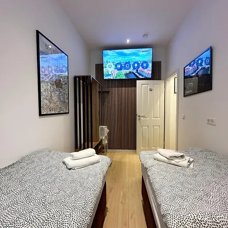 Fairapart 4 Rooms Apartment In Heart Of Berlin-3